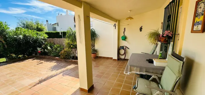Sale of townhouse in Sierrezuela 2