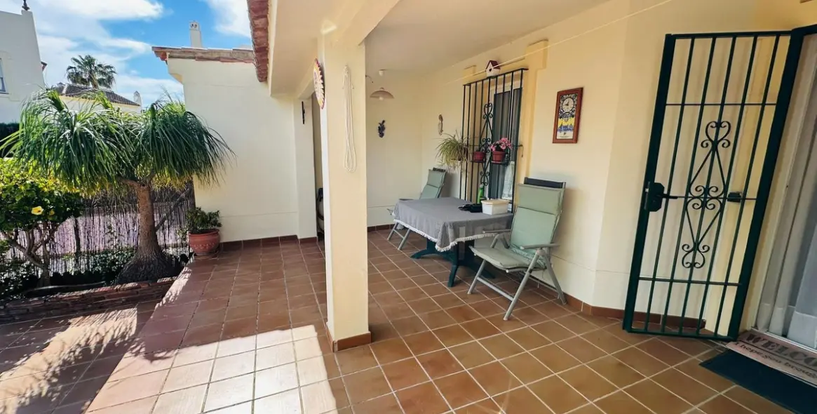 Sale of townhouse in Sierrezuela 27