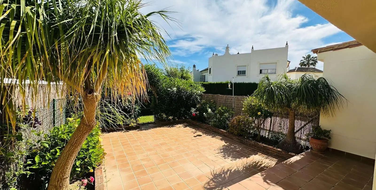 Sale of townhouse in Sierrezuela 25