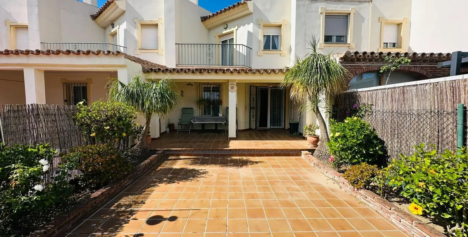 Sale of townhouse in Sierrezuela 34