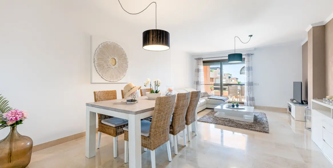 Venta de apartamento en planta baja en Doña Julia 4
