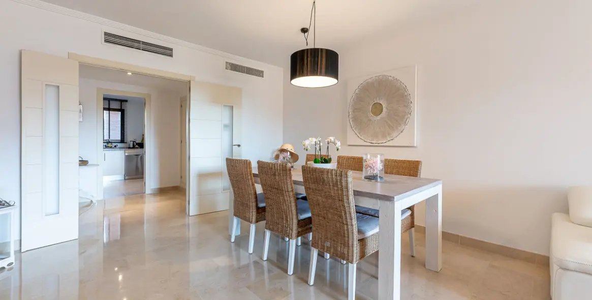 Venta de apartamento en planta baja en Doña Julia 9