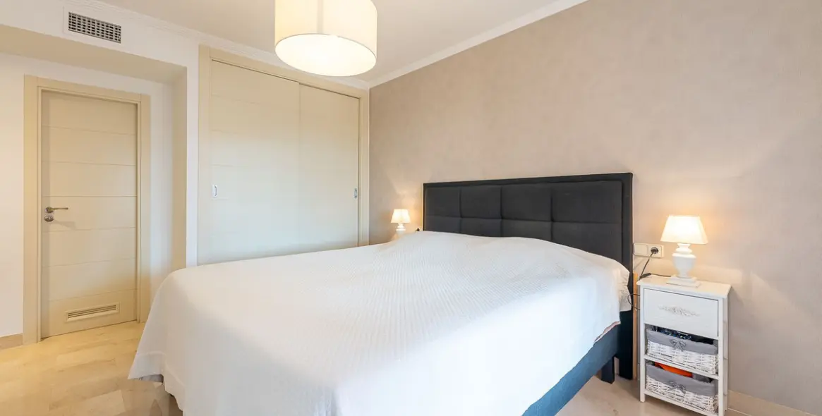 Venta de apartamento en planta baja en Doña Julia 22
