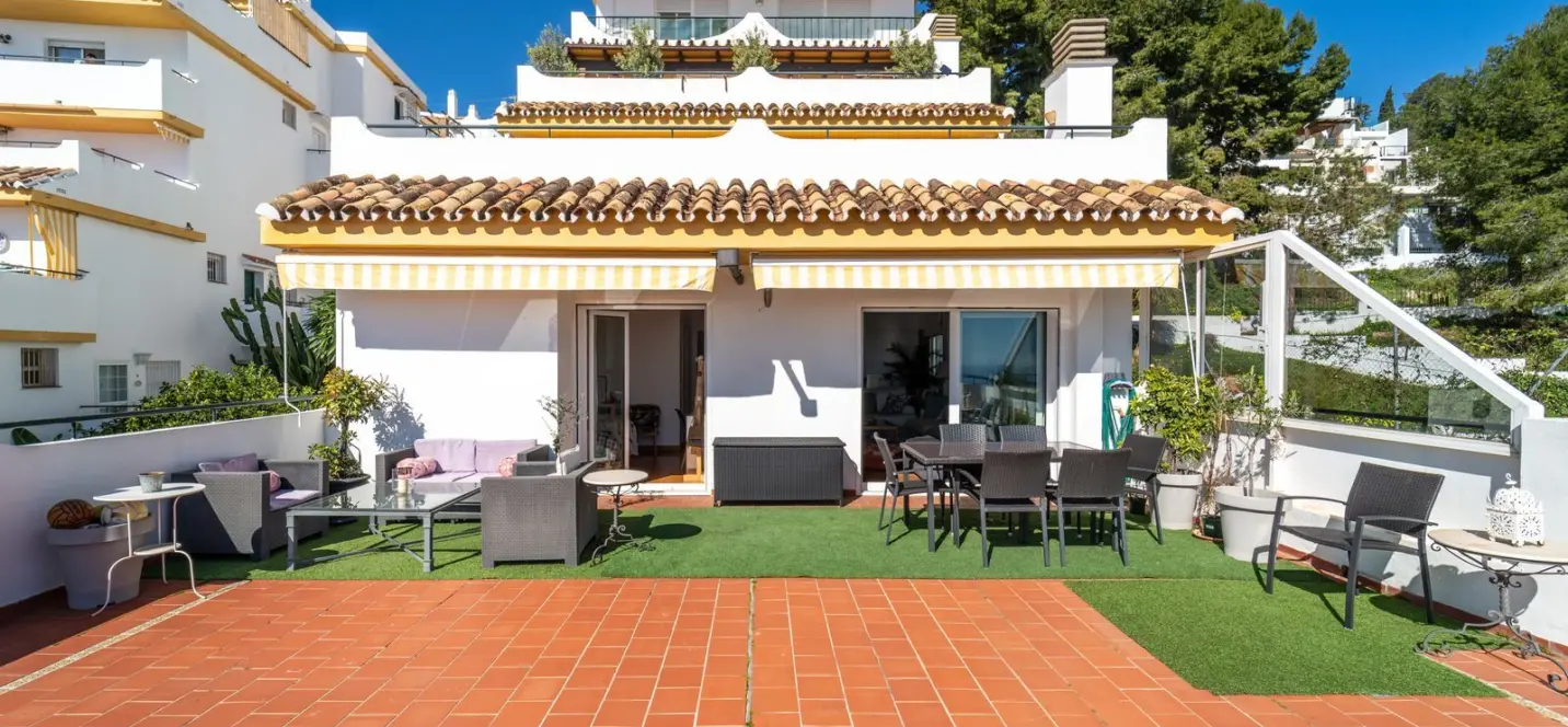 Продажа апартаментов на среднем этаже в Benalmadena Pueblo 3