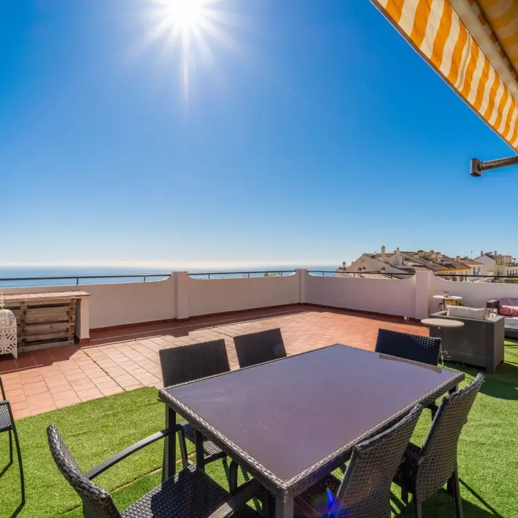 Продажа апартаментов на среднем этаже в Benalmadena Pueblo
