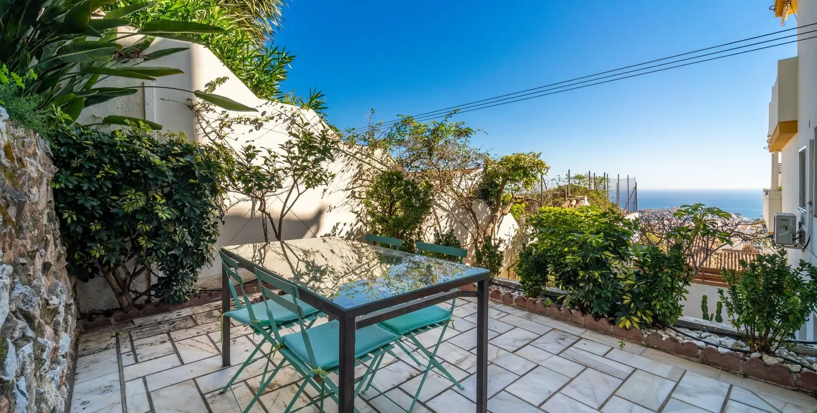 Продажа апартаментов на среднем этаже в Benalmadena Pueblo 37