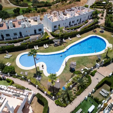 Venta de apartamento en planta baja en Selwo