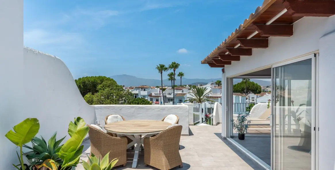 Продажа пентхауса в Estepona 3