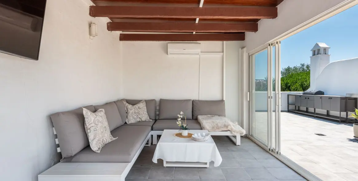 Продажа пентхауса в Estepona 5