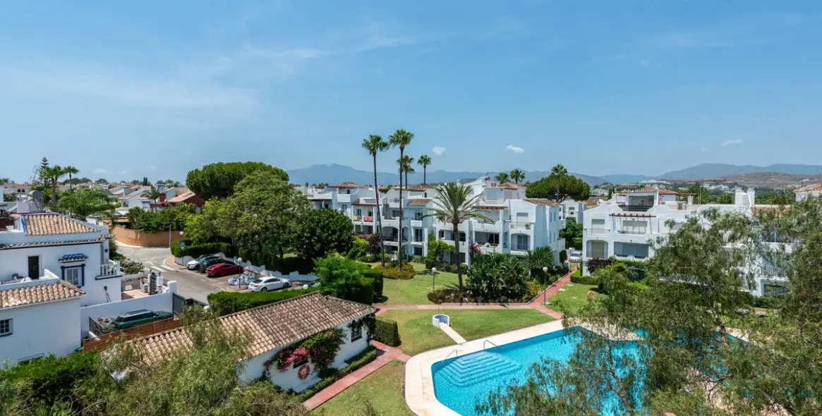 Продажа пентхауса в Estepona 8