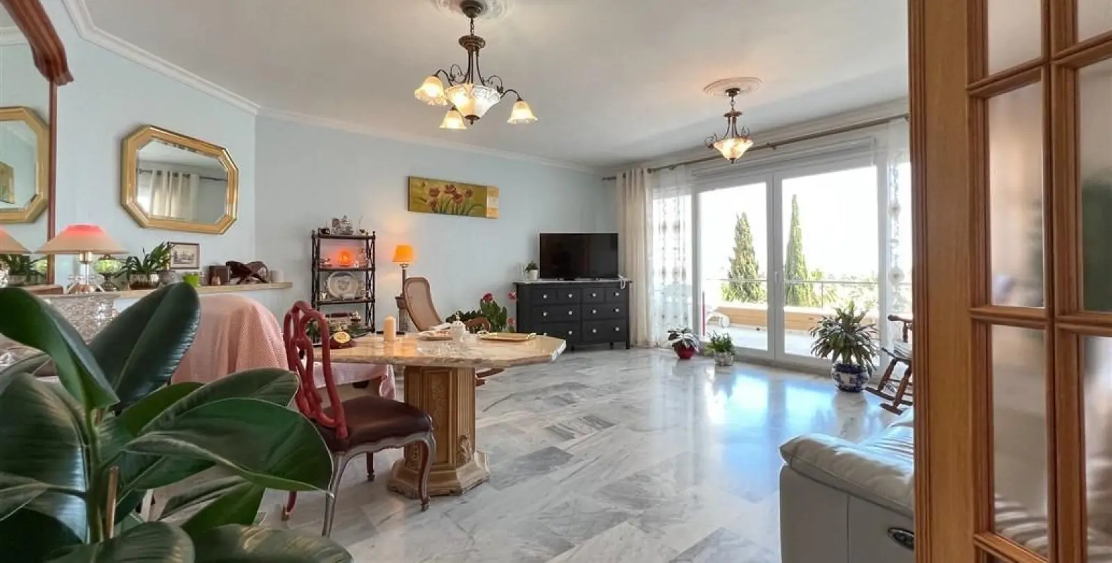 Продажа  отдельно стоящей виллы в Mijas 14