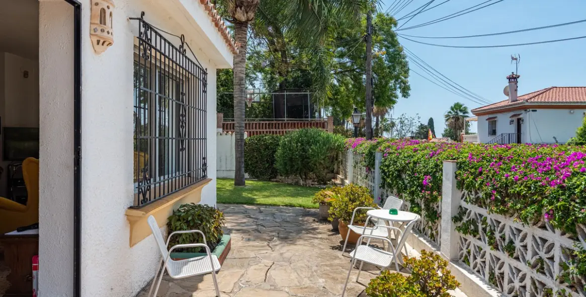 Venta de villa independiente en Nueva Andalucía 6