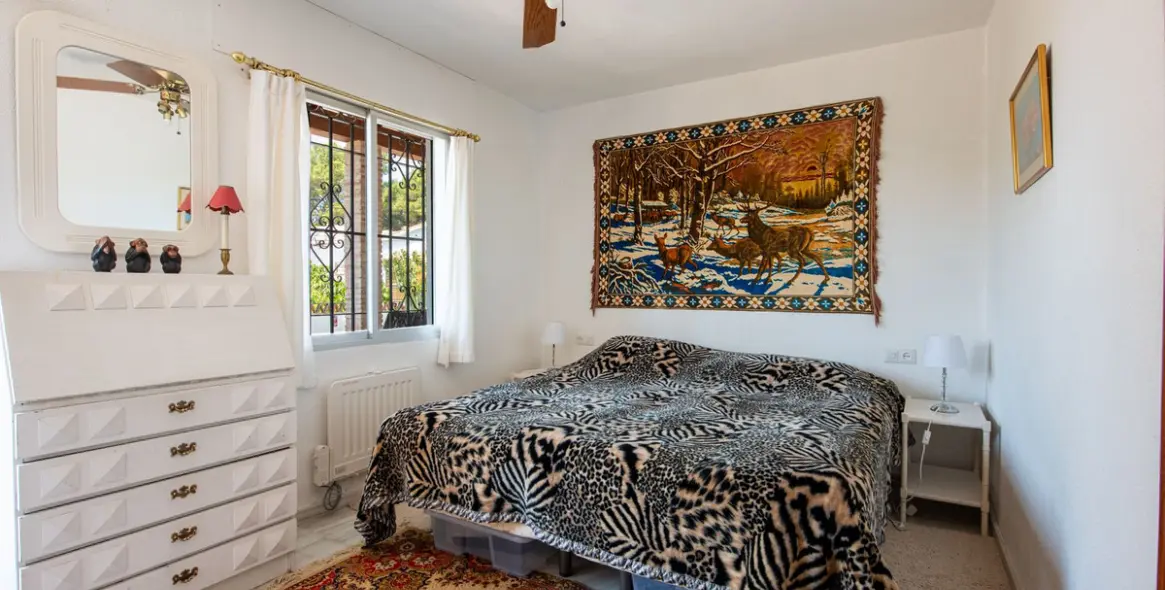 Venta de villa independiente en Nueva Andalucía 14