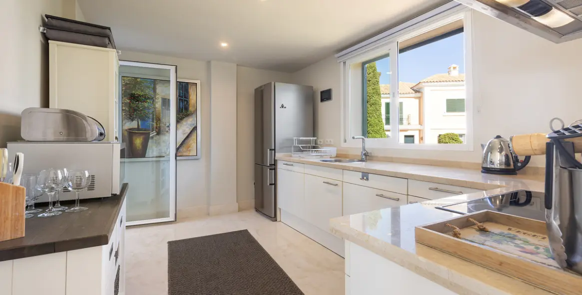 Sale of penthouse in Doña Julia 4