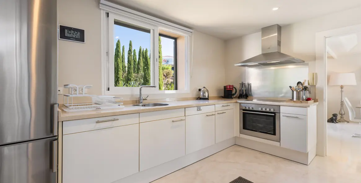 Sale of penthouse in Doña Julia 12