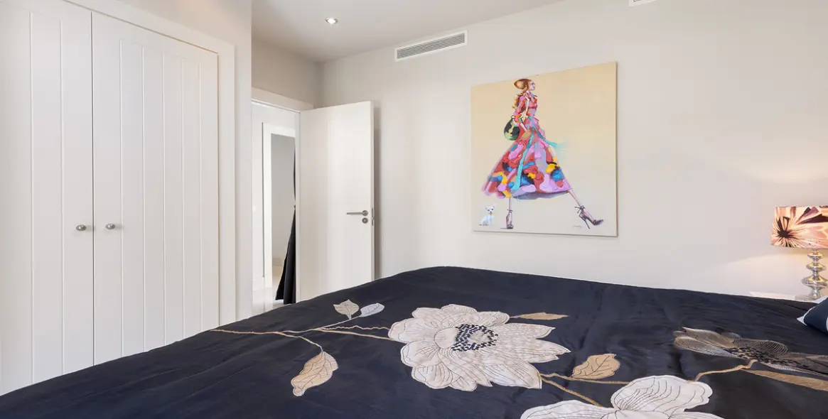 Sale of penthouse in Doña Julia 25