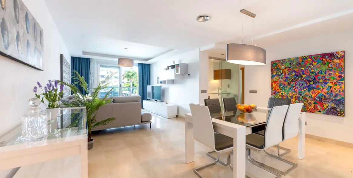 Sale of middle floor apartment in San Pedro de Alcántara 7