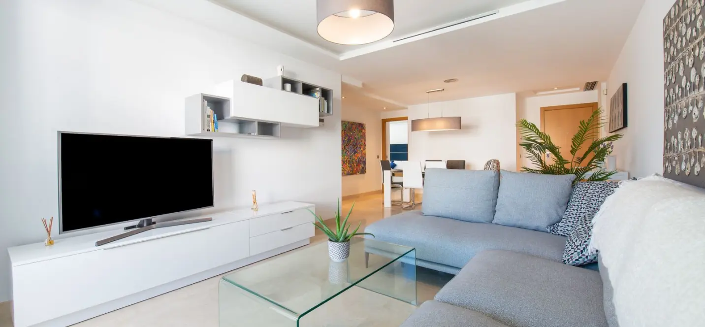 Sale of middle floor apartment in San Pedro de Alcántara 4