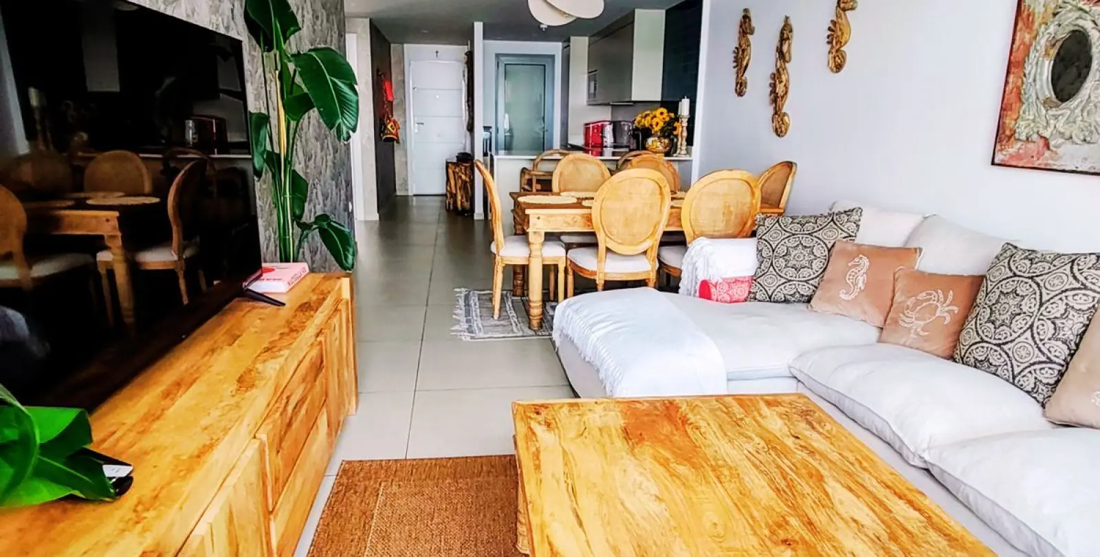 Продажа апартаментов на среднем этаже в Elviria 2