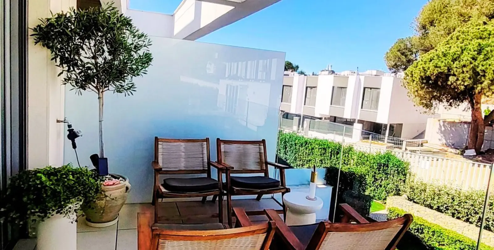 Продажа апартаментов на среднем этаже в Elviria 7