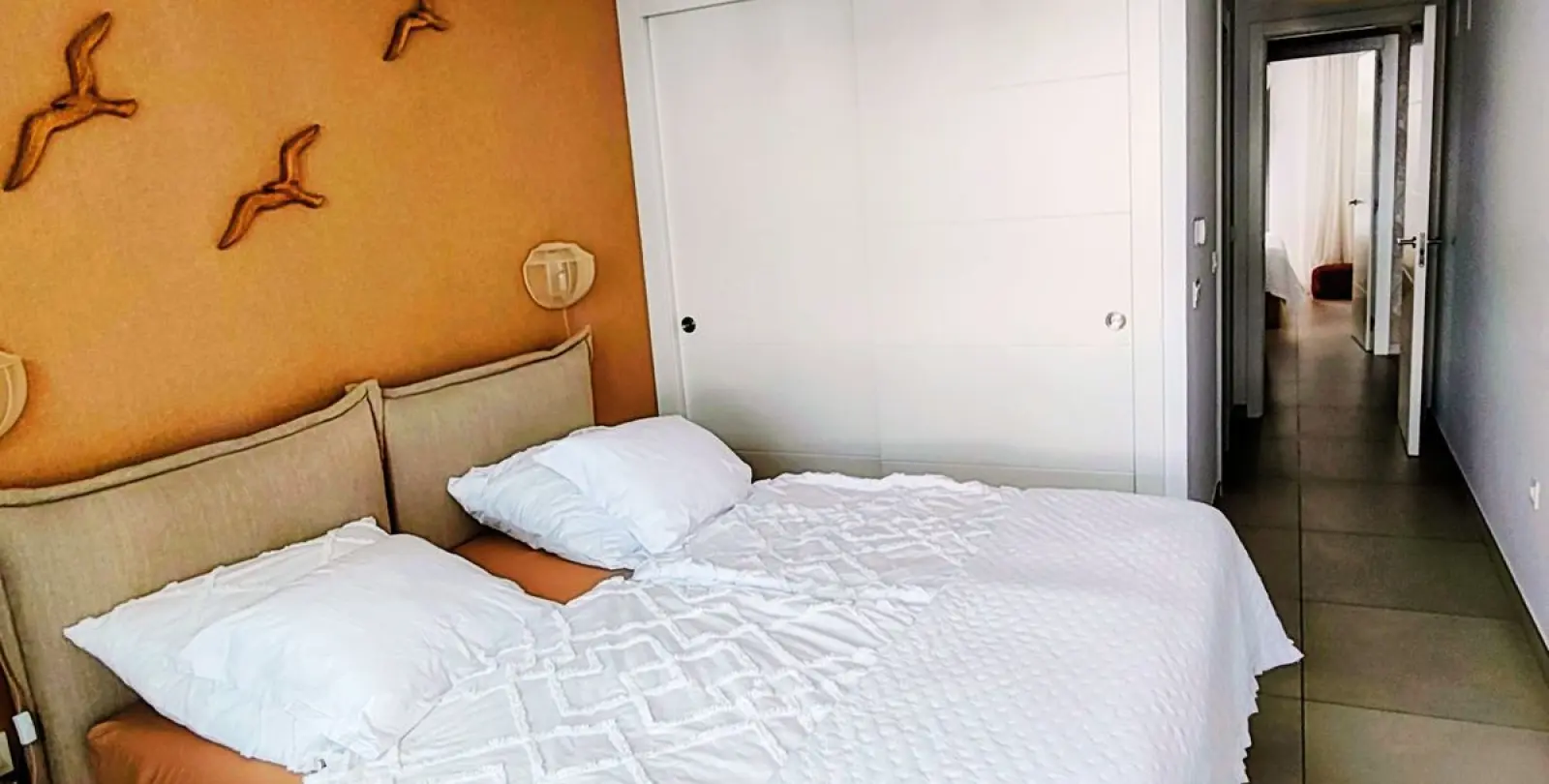 Продажа апартаментов на среднем этаже в Elviria 14