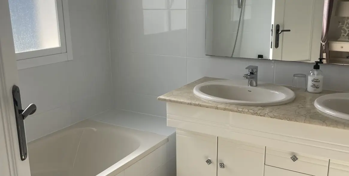 Venta de adosado en Estepona 7