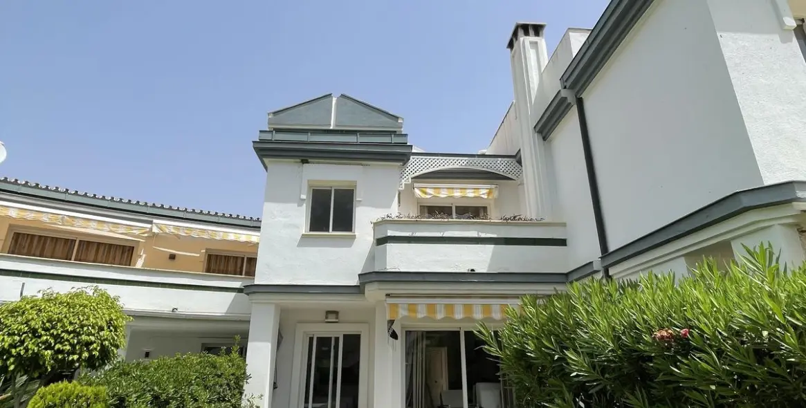 Продажа таунхауса в Estepona 42