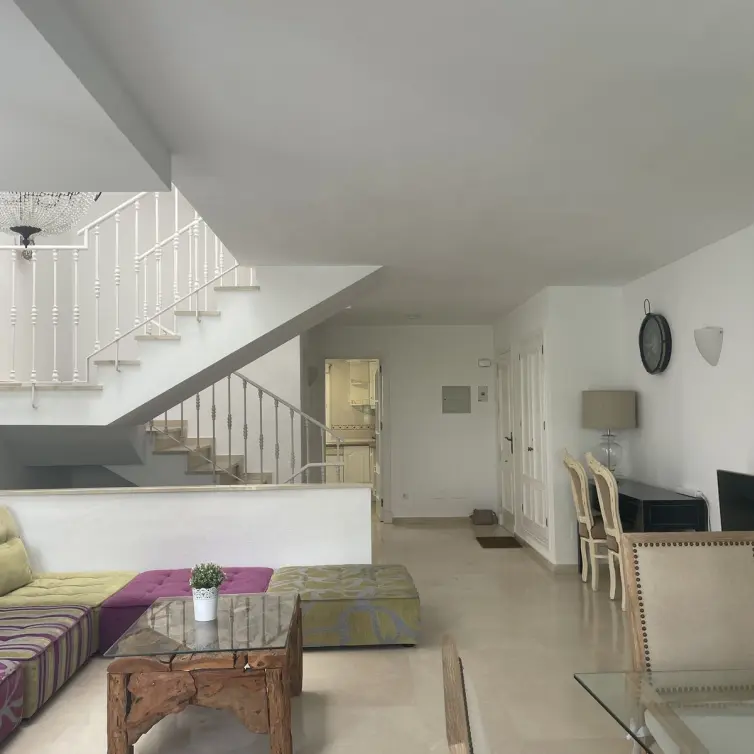 Sale of townhouse in Estepona