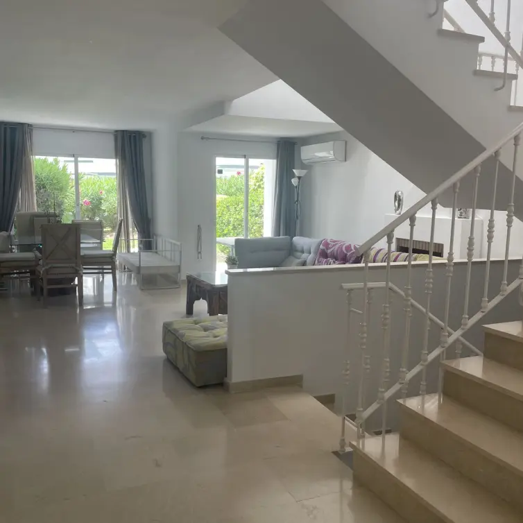 Sale of townhouse in Estepona