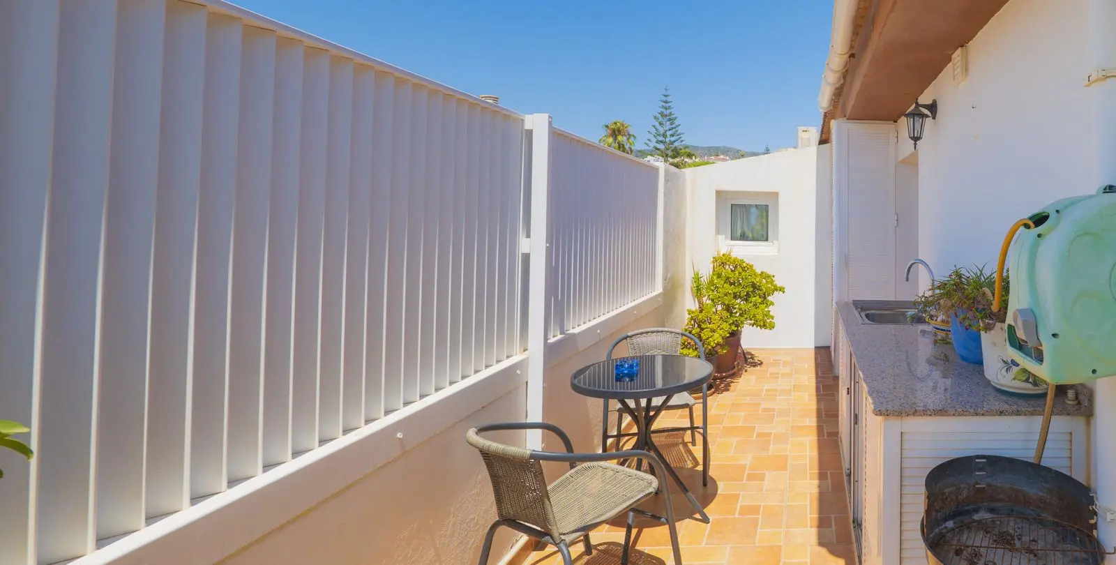 Sale of penthouse in La Carihuela 19