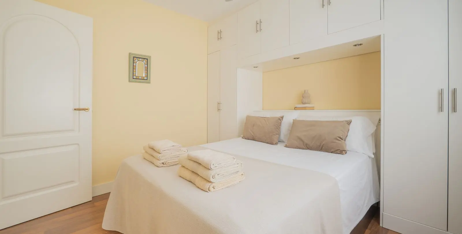 Sale of penthouse in La Carihuela 32