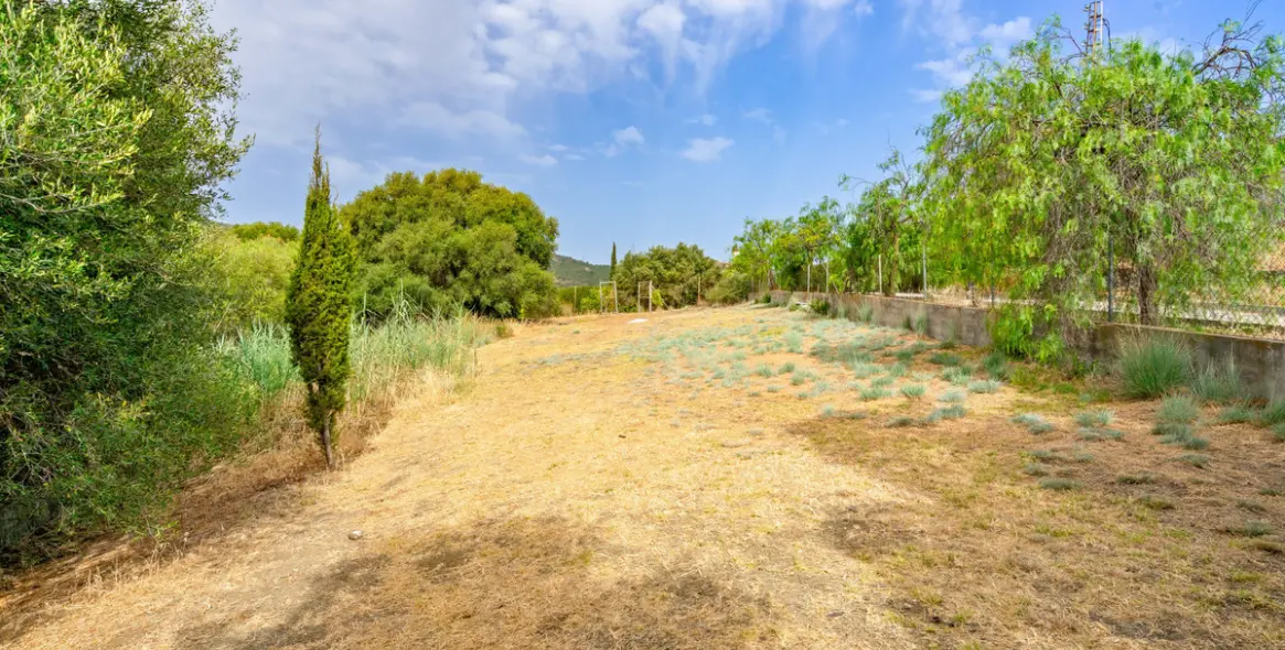 Продажа  отдельно стоящей виллы в Estepona 33
