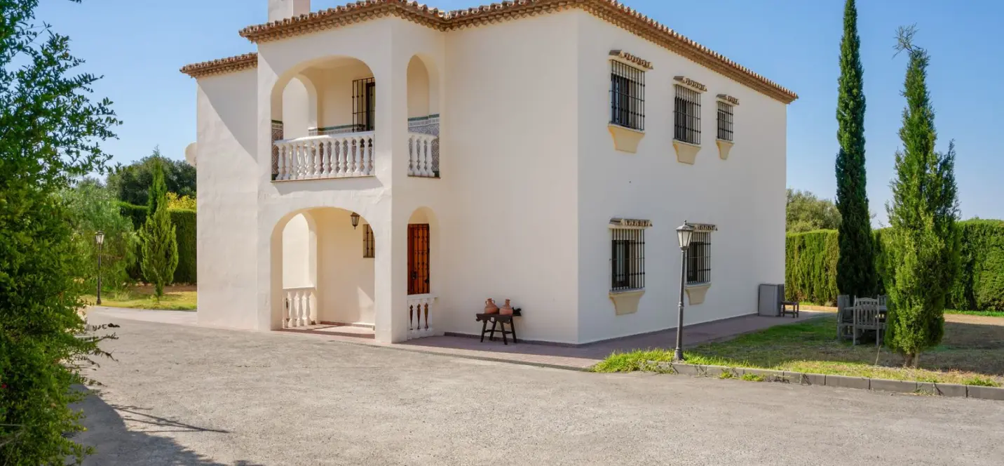 Venta de villa independiente en Estepona 4