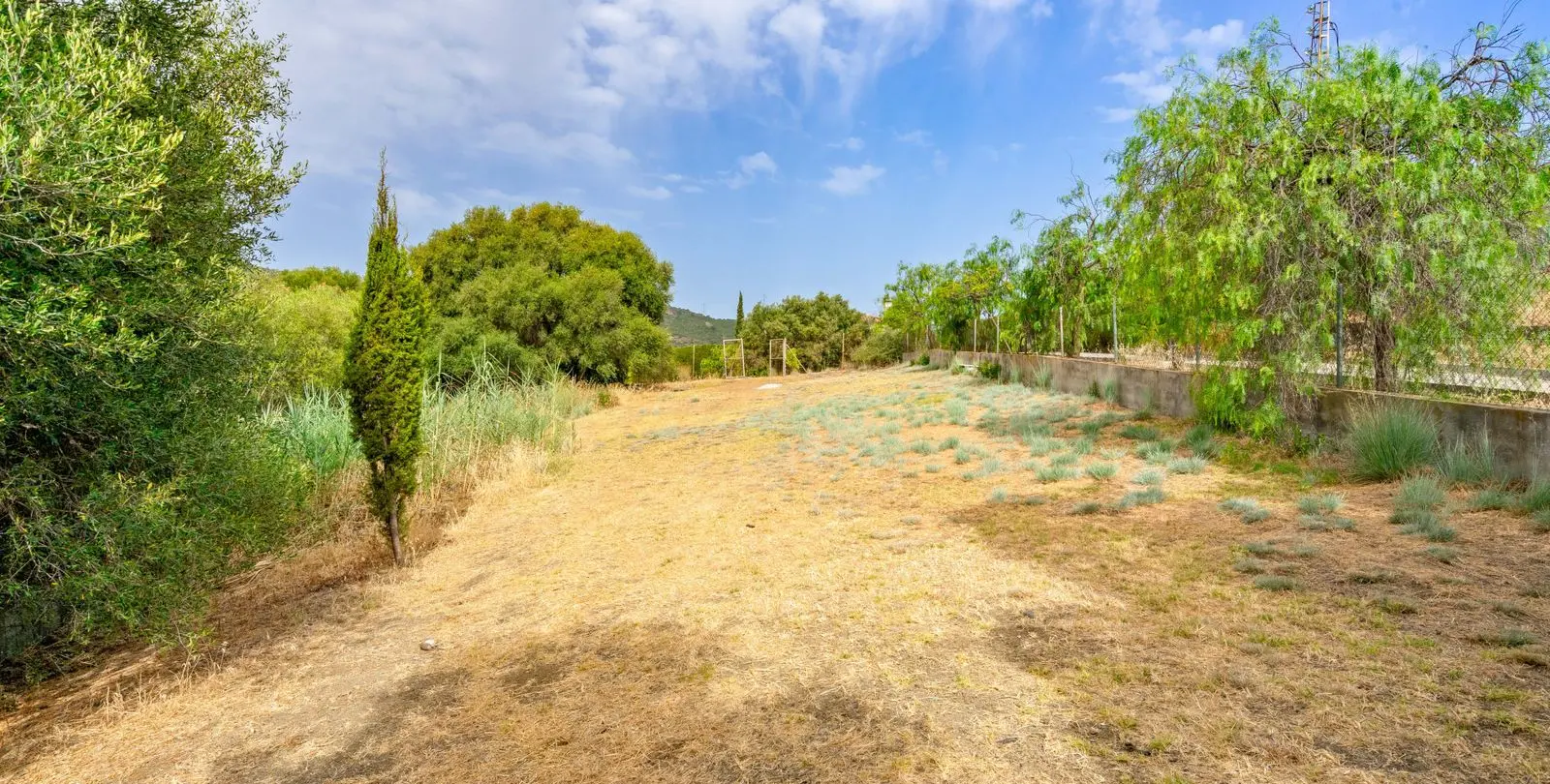 Sale of detached villa in Estepona 33
