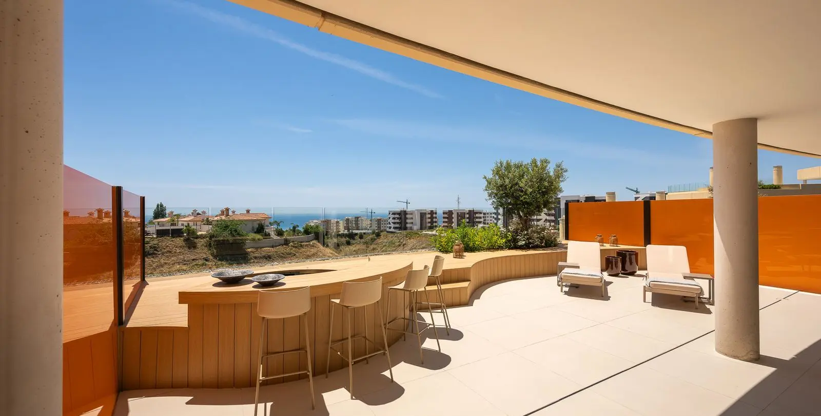 Sale of ground floor apartment in Fuengirola 1
