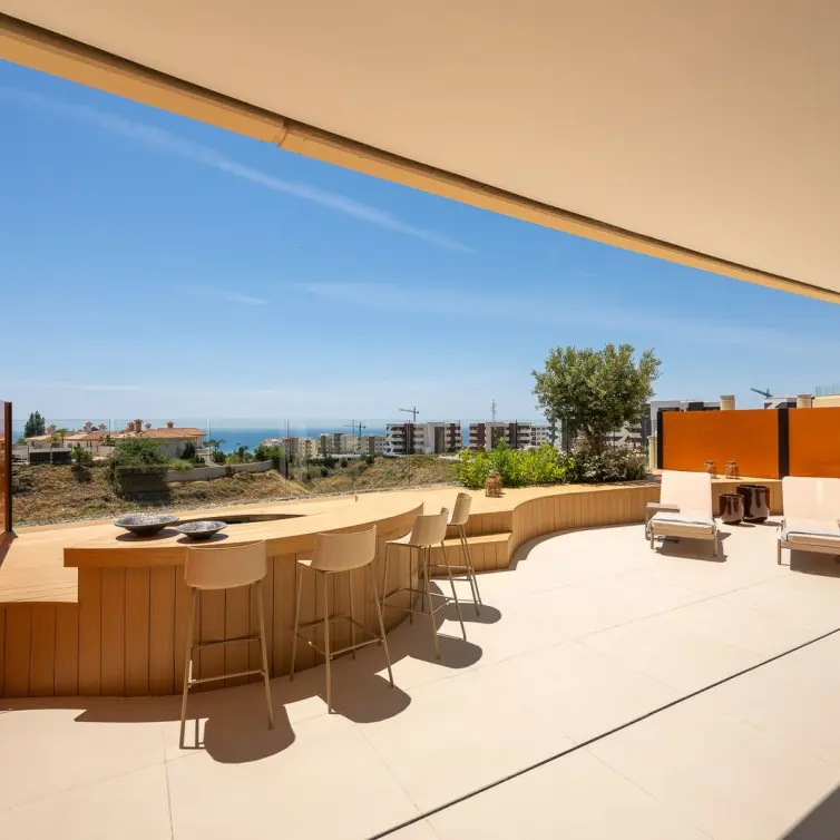 Sale of ground floor apartment in Fuengirola