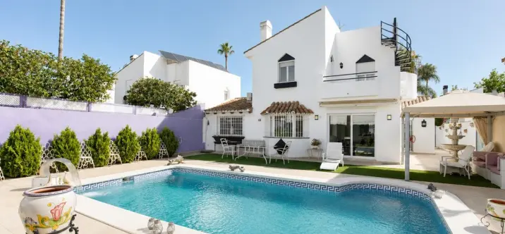 Venta de villa independiente en Atalaya 1