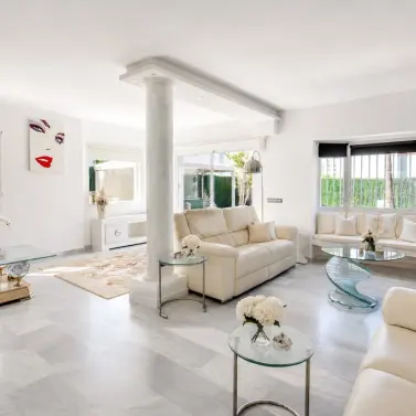 Venta de villa independiente en Atalaya