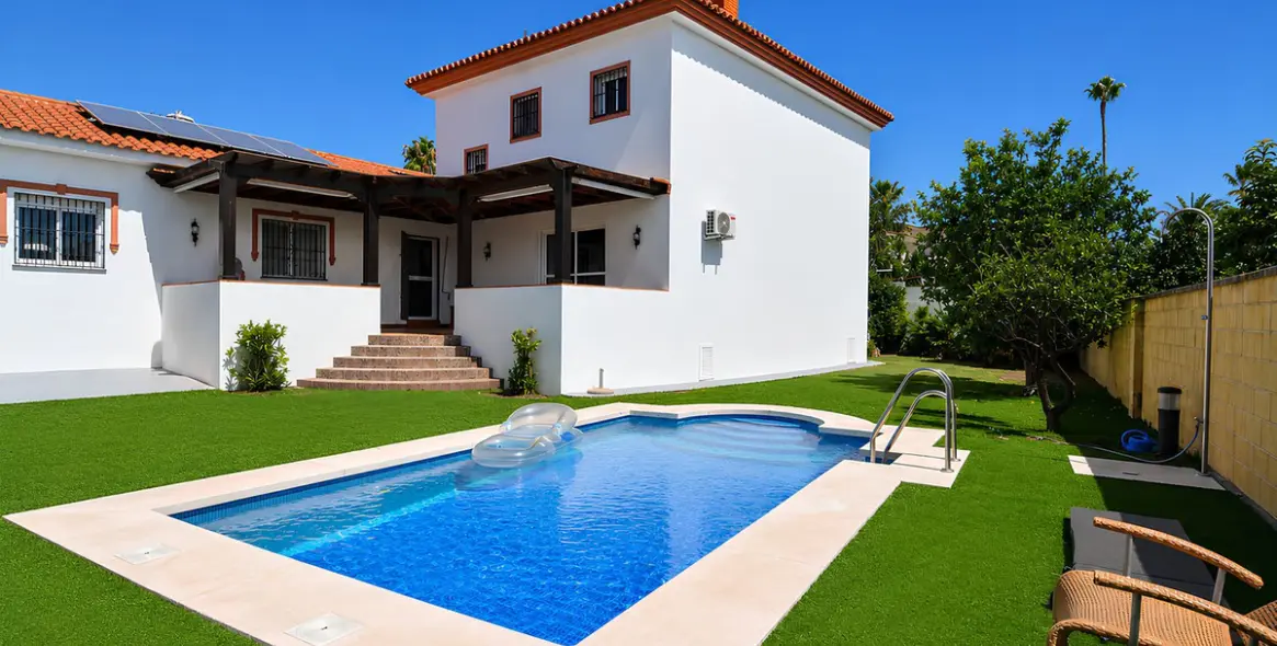 Продажа  отдельно стоящей виллы в Mijas 1