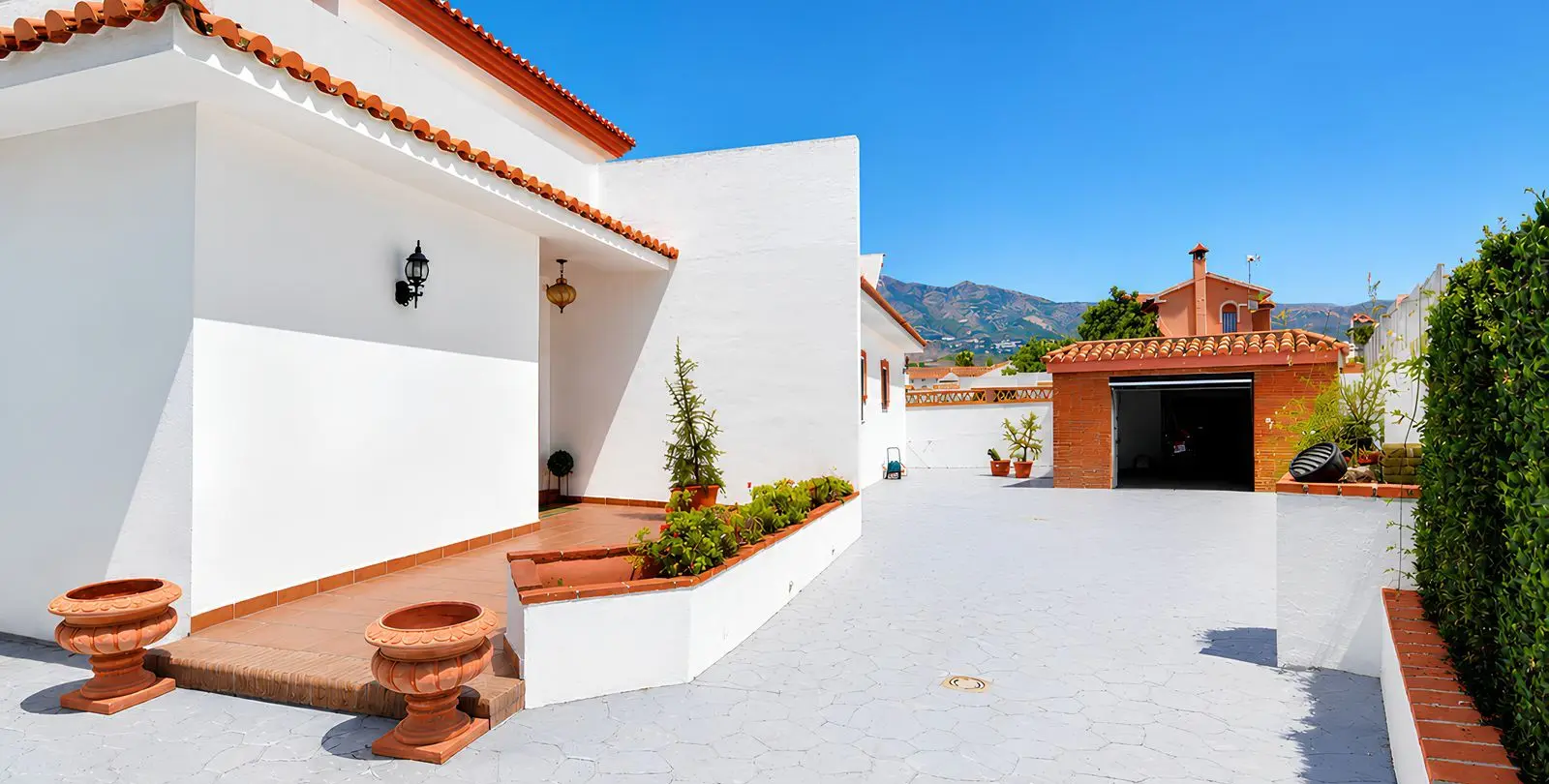 Sale of detached villa in Mijas 3