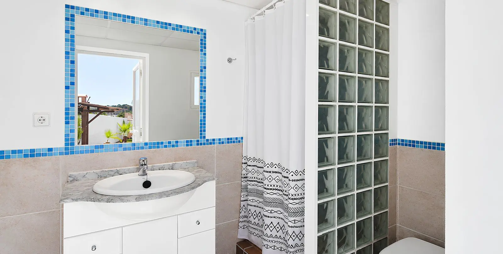 Sale of detached villa in Mijas 30