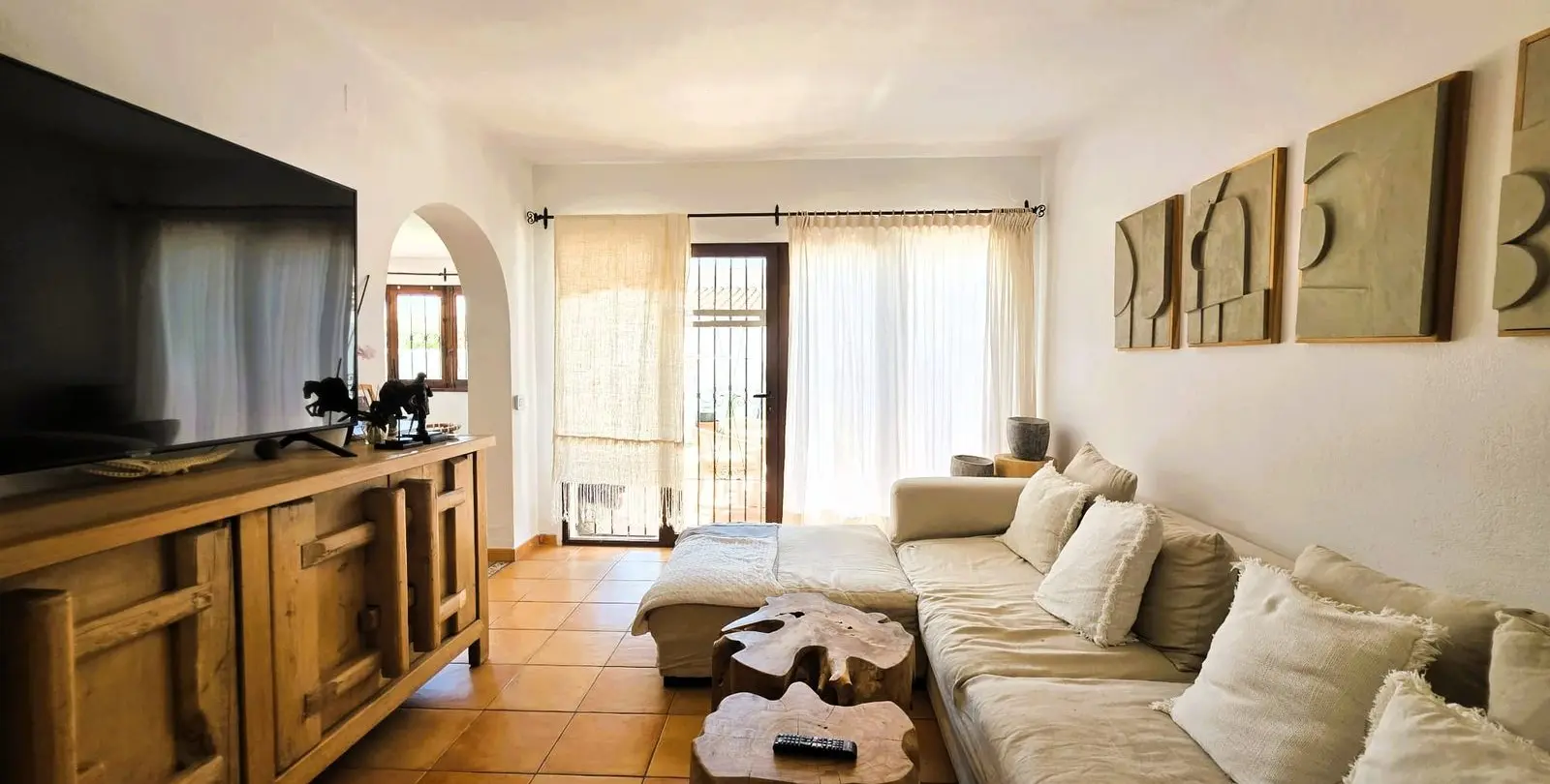 Sale of detached villa in Estepona 22