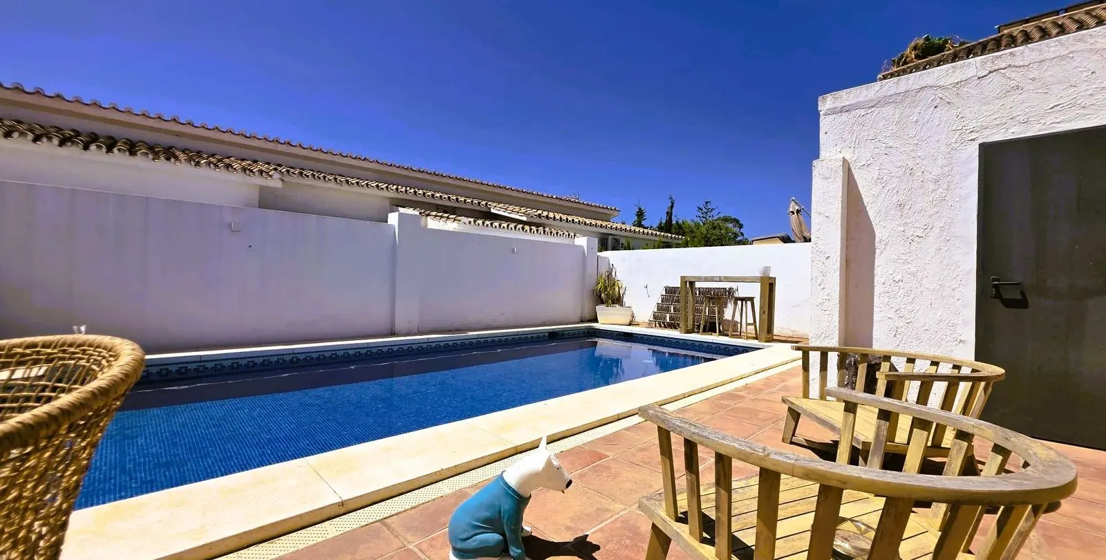 Sale of detached villa in Estepona 35