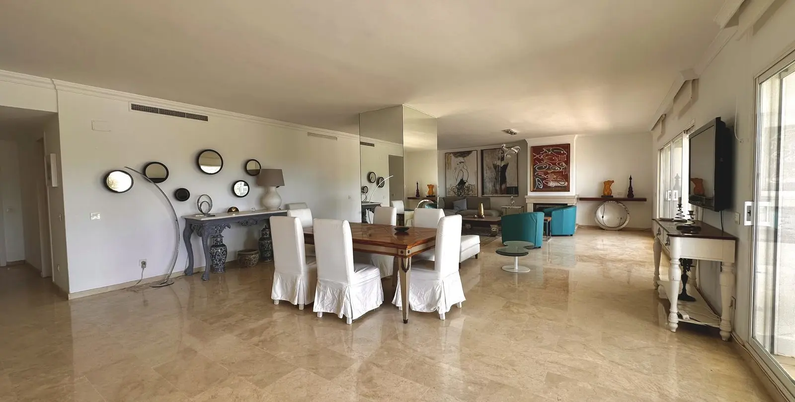 Sale of penthouse in The Golden Mile 3