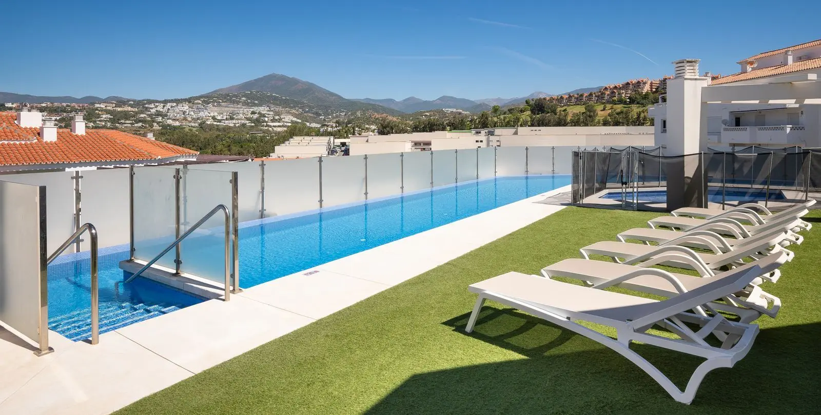 Продажа пентхауса в Nueva Andalucía 28