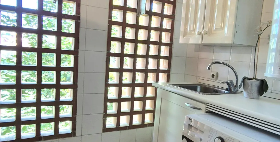 Продажа двухуровневого пентхауса в Estepona 35