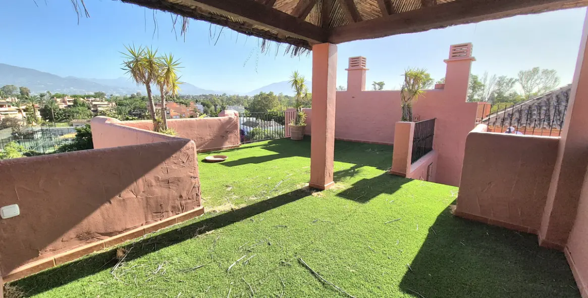 Продажа двухуровневого пентхауса в Estepona 69