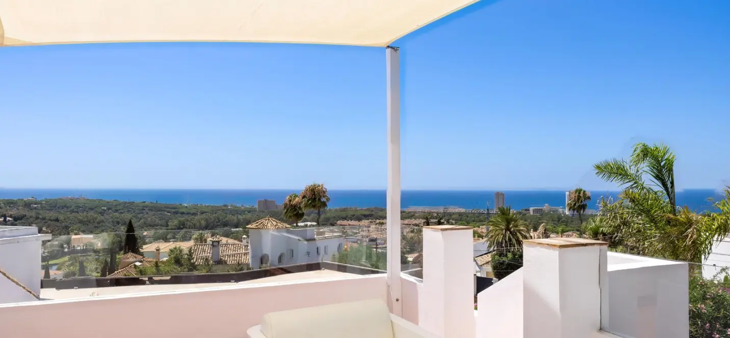 Venta de villa independiente en Elviria 1