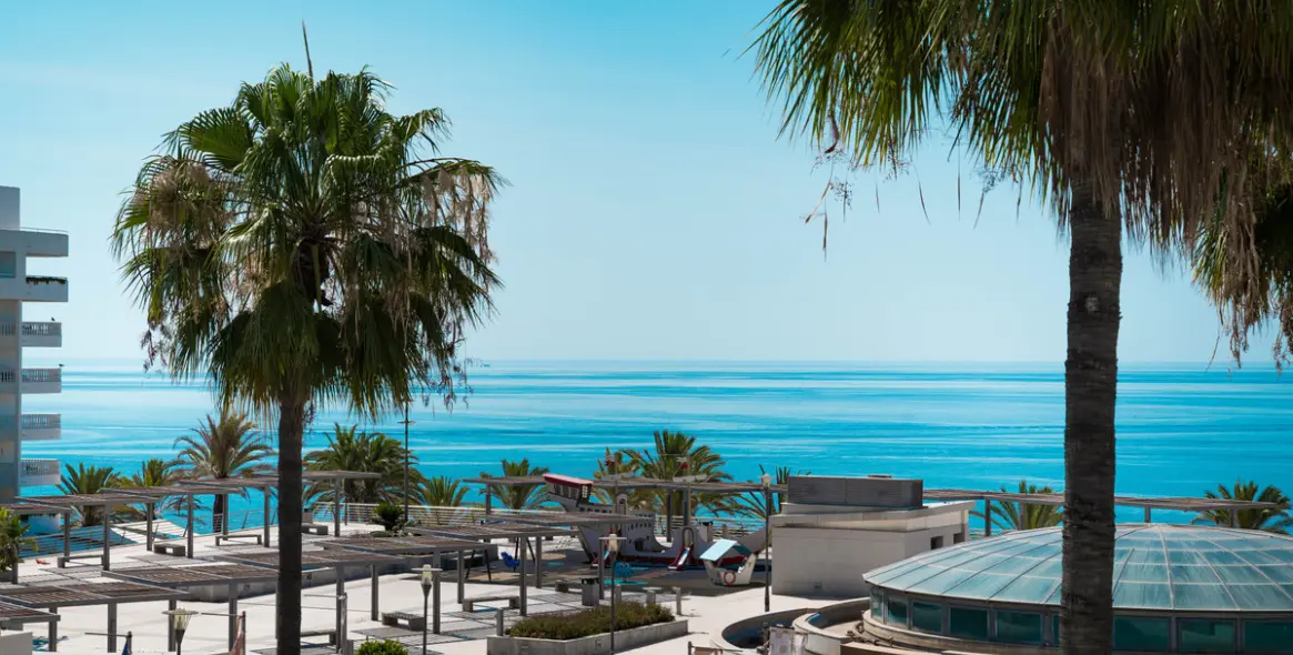 Продажа двухуровневых апартаментов в Marbella 1