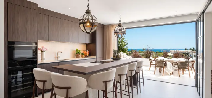 Venta de apartamento en planta media en The Golden Mile 0